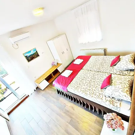 Aparthotel Magenta *