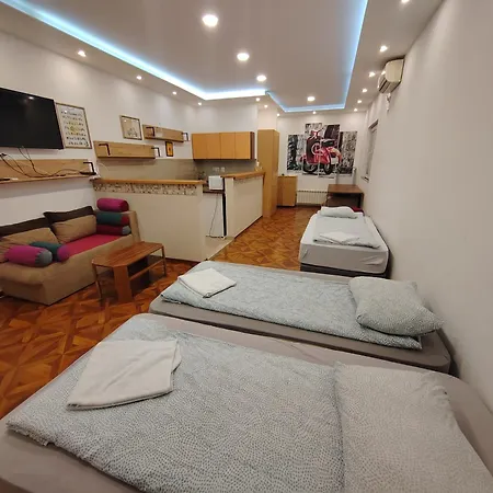 Hotel apartamentowy Magenta 4*